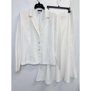 Vintage Metro Style 2 Piece Cream Skirt Suit Long Sleeve Size 16 Tulip Style